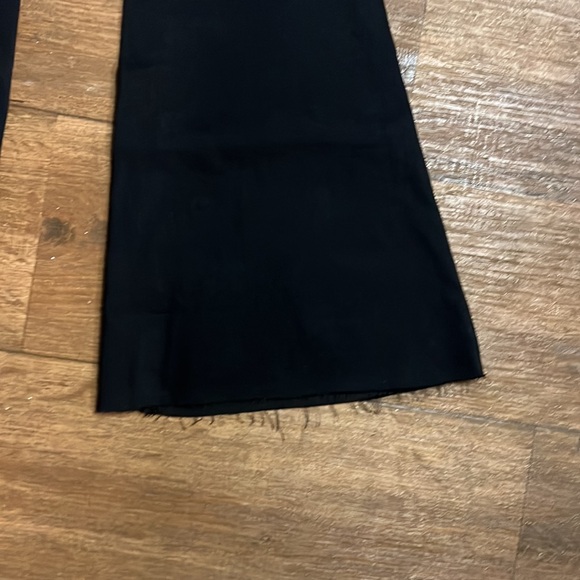 WE THE FREE Jeans Womens Bell Bottom Crop Black Frayed Hem size 27 NWT - Picture 7 of 7